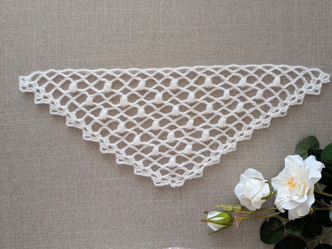 Crochet triangle shawl pattern - 100% human-made chart by Simply Crochet Charts