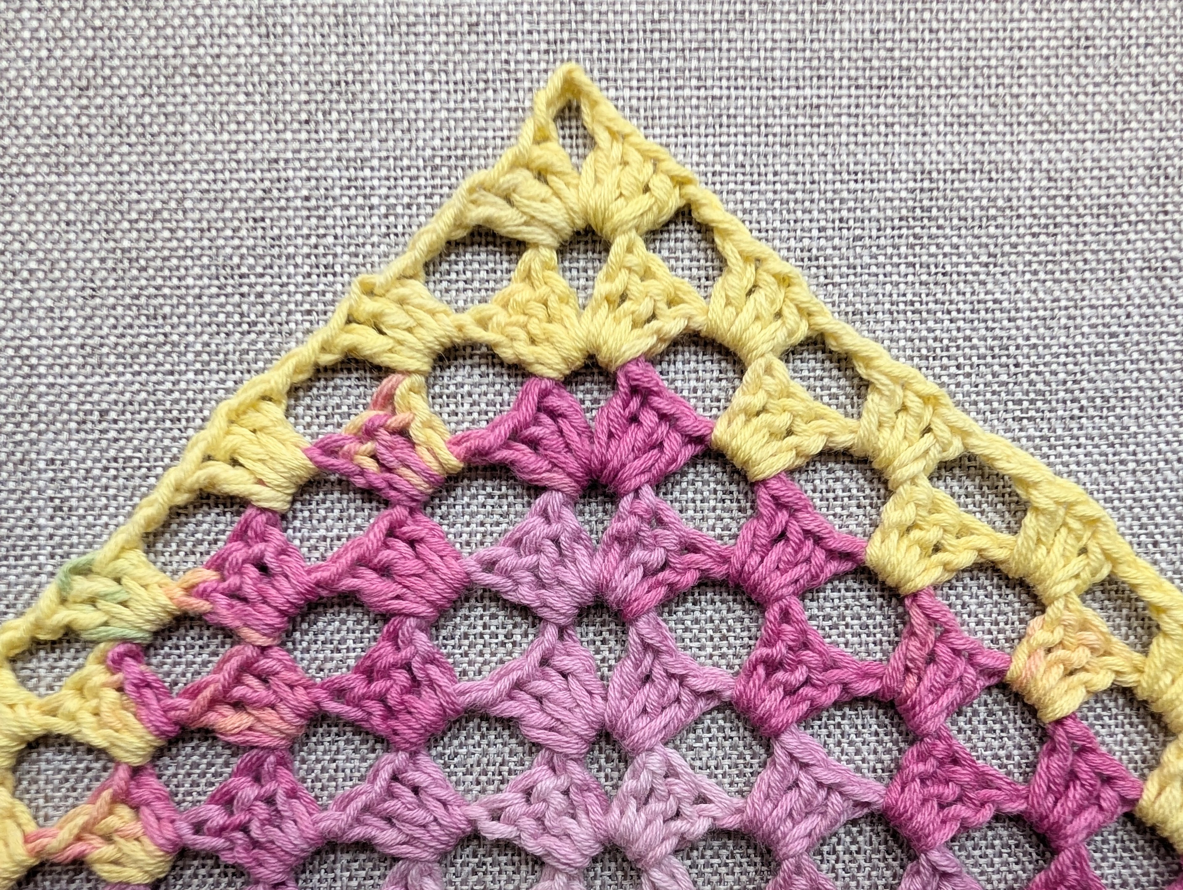 Triangle Bandana & Shawl Crochet Chart - Beginner Friendly PDF Pattern