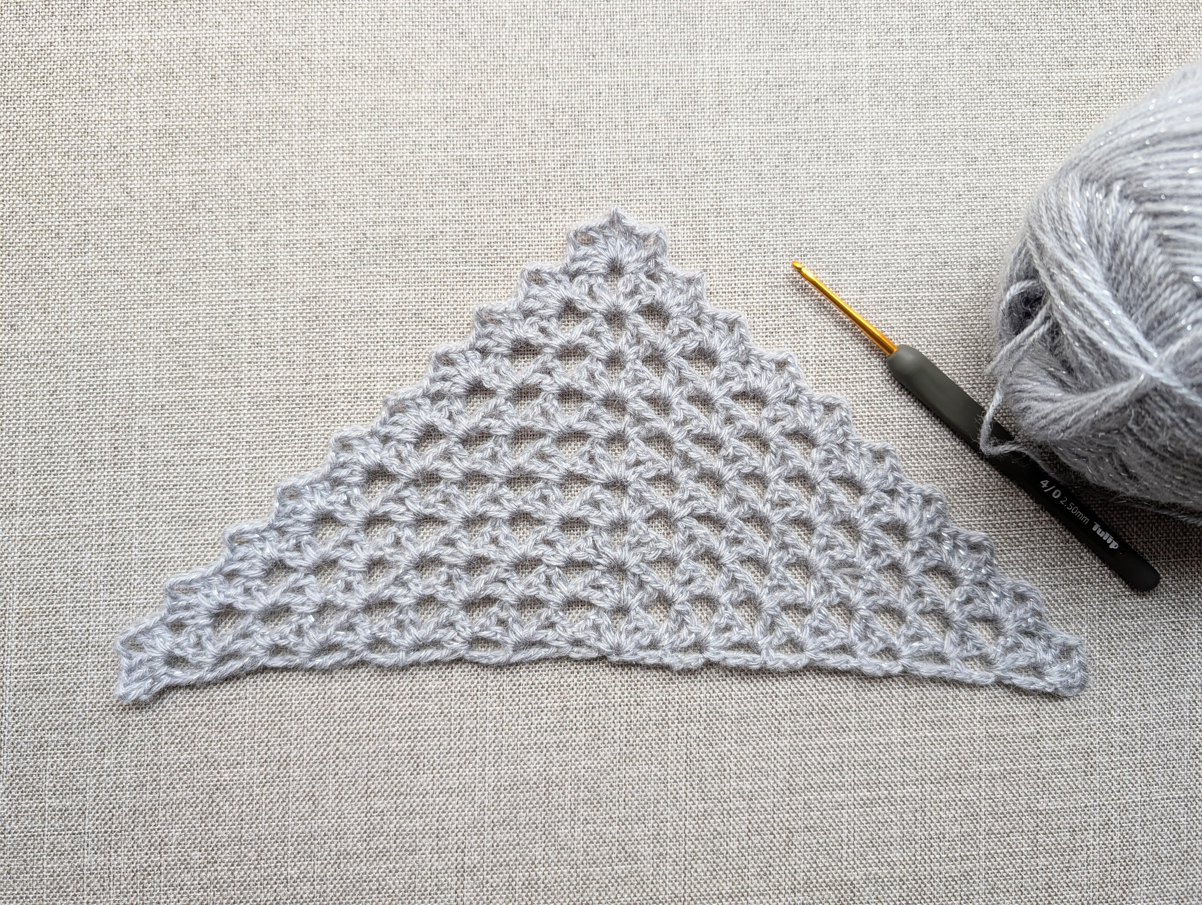 Triangle Bandana & Shawl Crochet Chart - Beginner Friendly PDF Pattern + Border