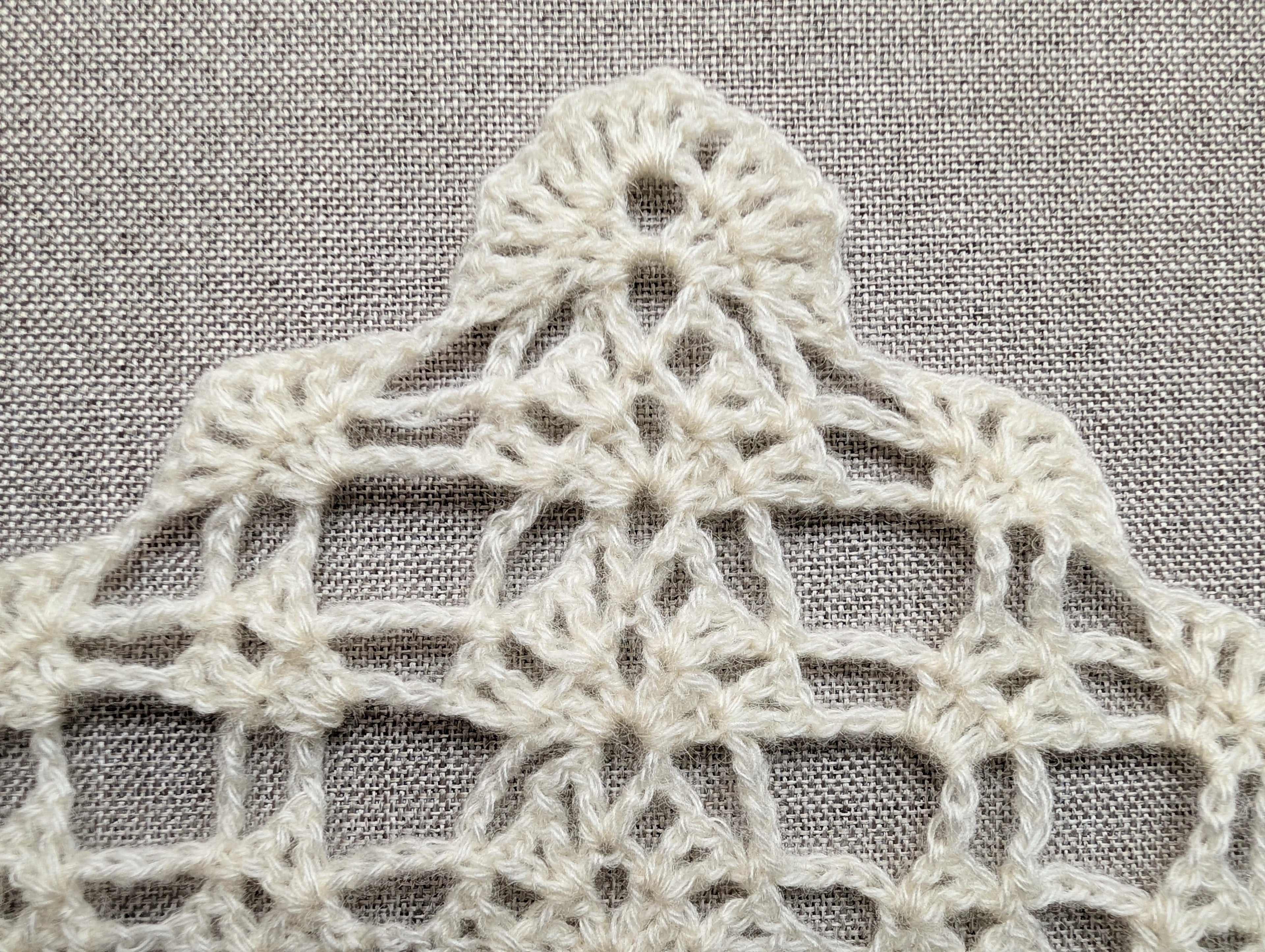 Triangle Bandana & Shawl Crochet Chart - Beginner Friendly PDF Pattern + Border