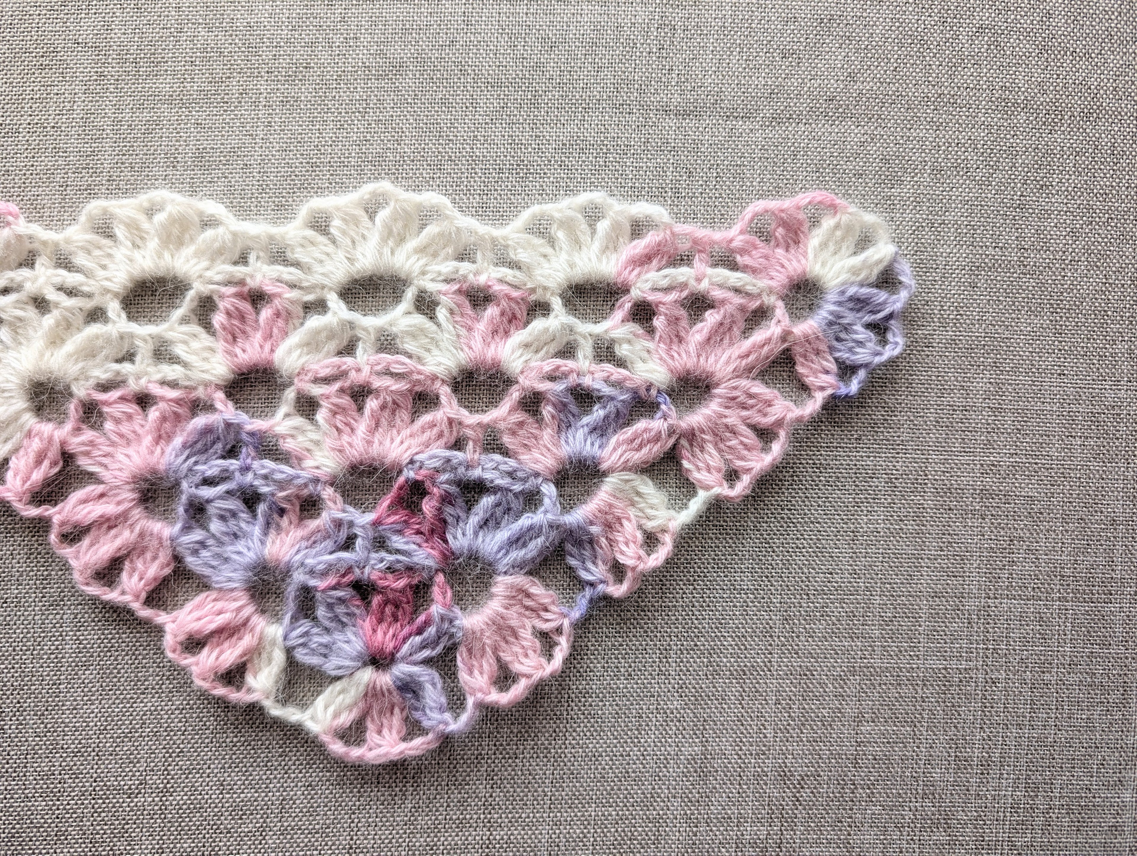 Triangle Crochet Bandana/Shawl Chart PDF #71 + Border