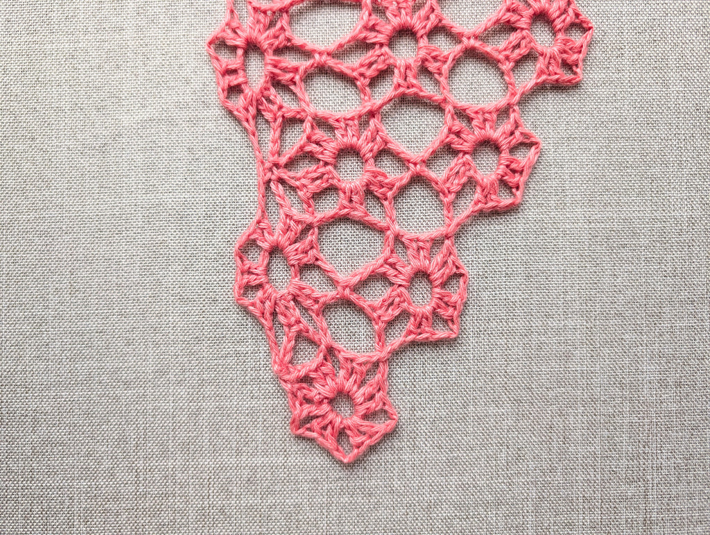 High-contrast visual crochet chart diagram with universal symbols for Continuous Motif Pattern 87.