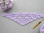 Beginner-friendly triangle Baktus scarf with delicate openwork lace pattern, Chart 17.