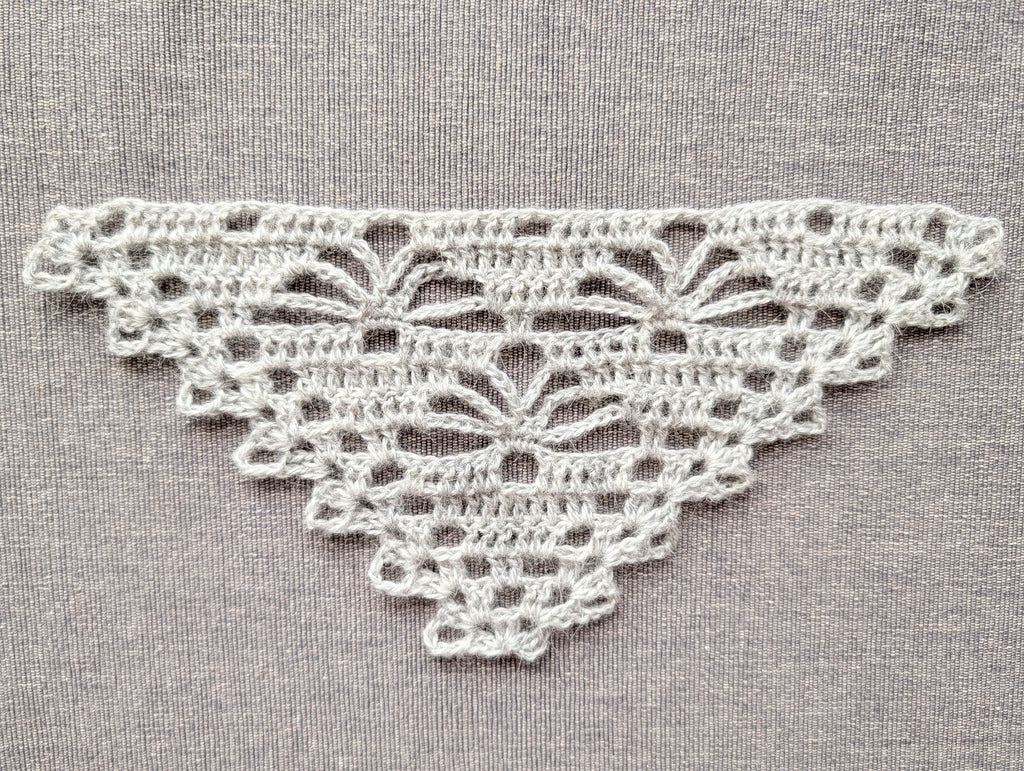 Triangle Bandana/Shawl Crochet Chart PDF #55 + Border