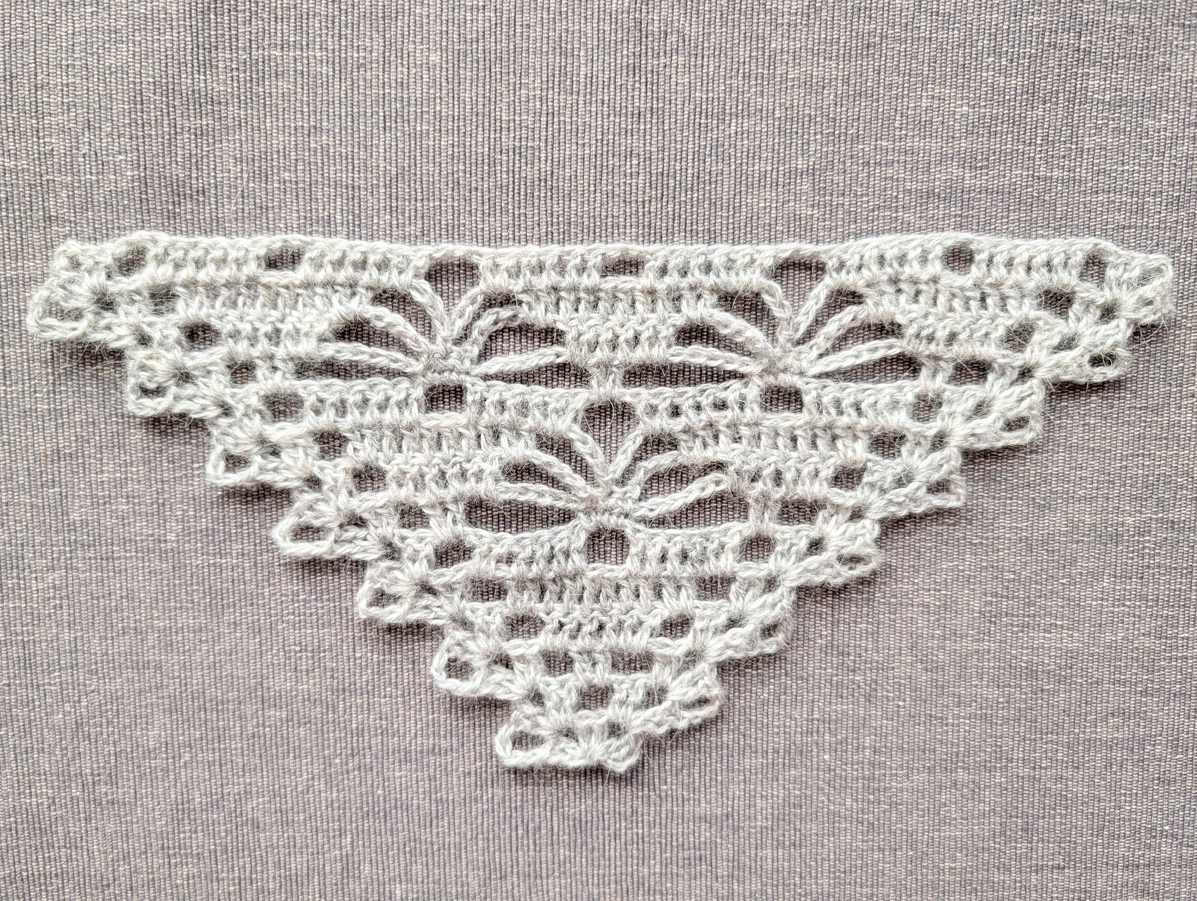 Triangle Bandana/Shawl Crochet Chart PDF #55