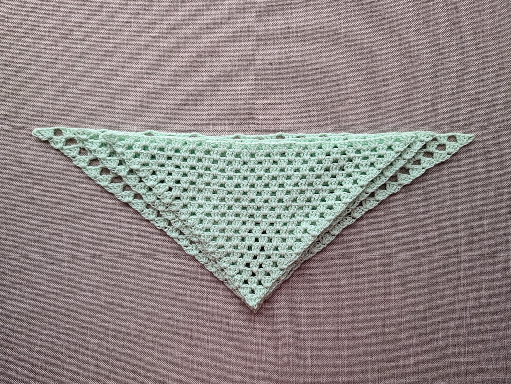 Close-up of double and treble crochet stitches showing modifiable corner shaping on Chart 105
